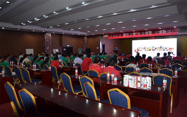 瑞奇特牛商爭霸賽現(xiàn)場