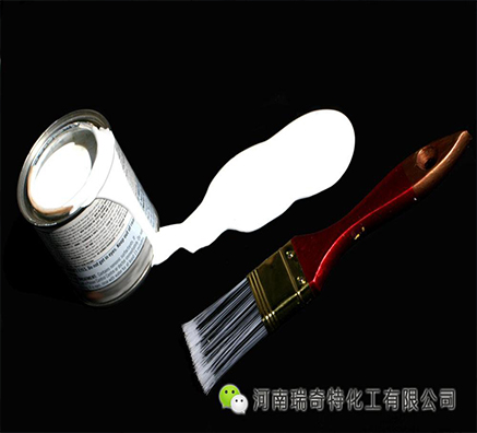 白色油漆容易泛黃是因?yàn)闊晒庠霭讋﹩幔? title=